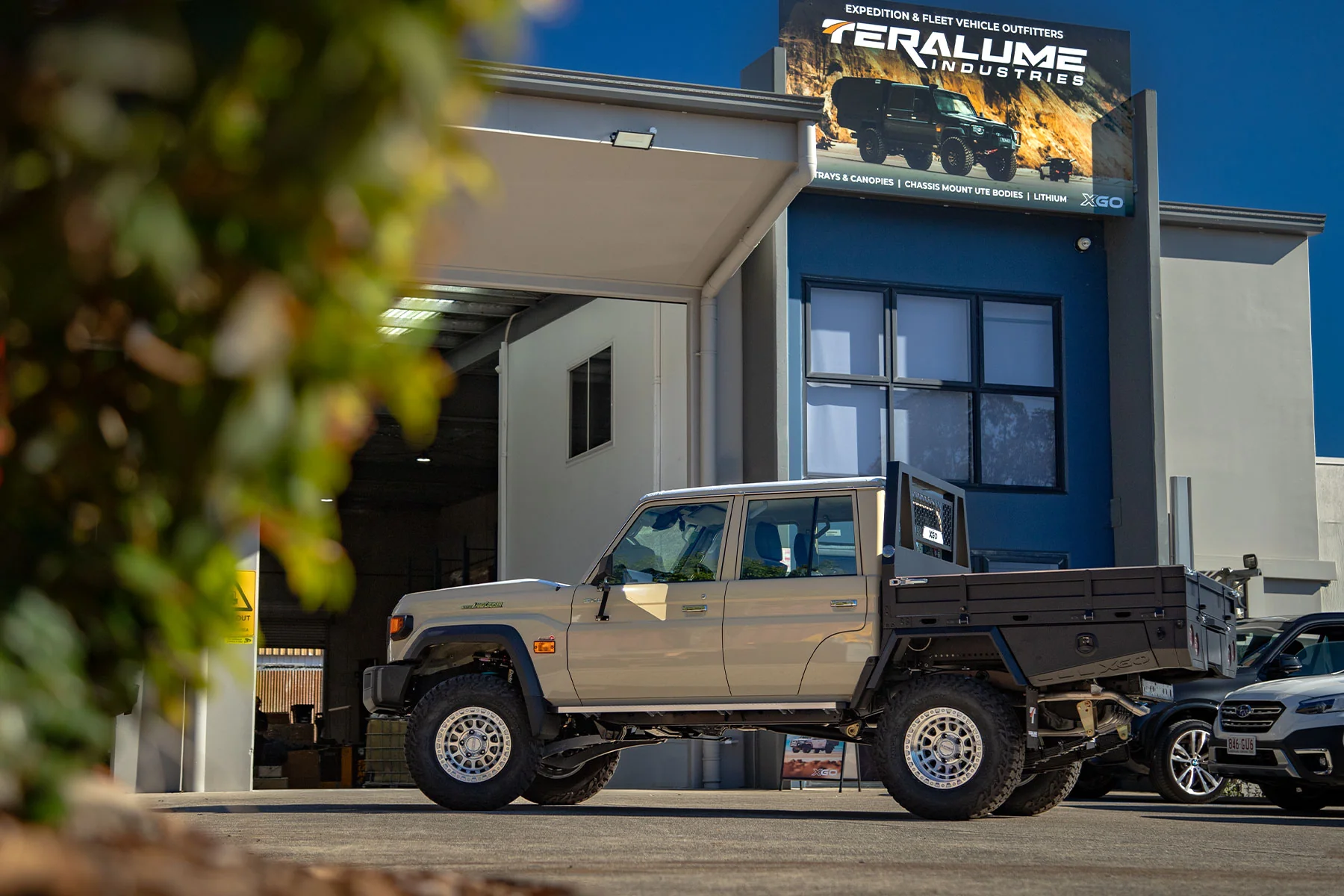 LandCruiser tray with XGO canopy