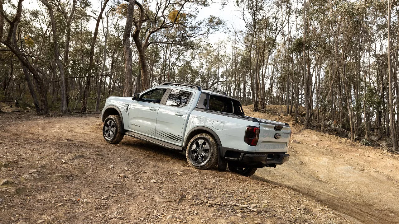 Ford Ranger off road